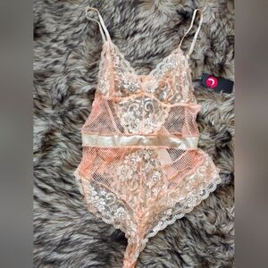 Nwt 7 til midnight Beige pink teddy lingerie
